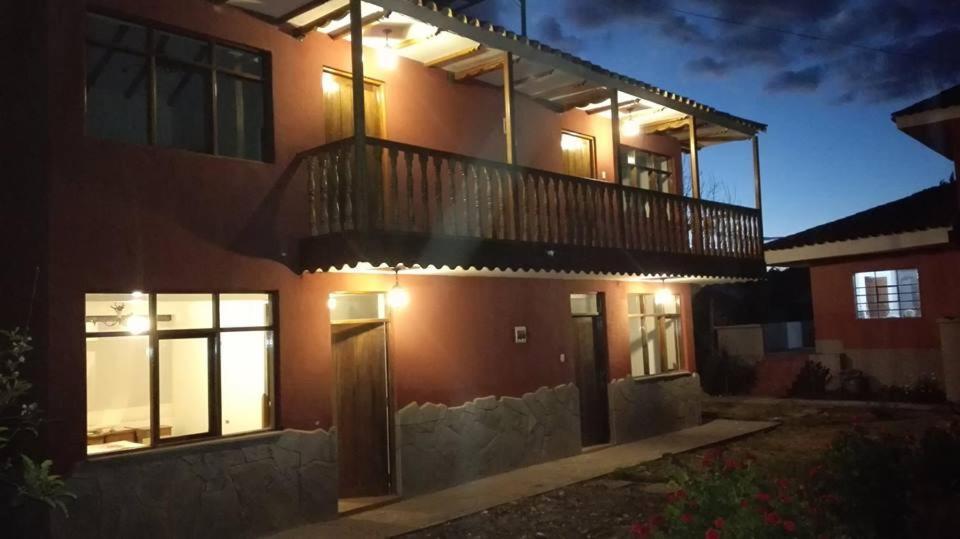 Hostal Qali Samanawasi Huaro Exterior foto